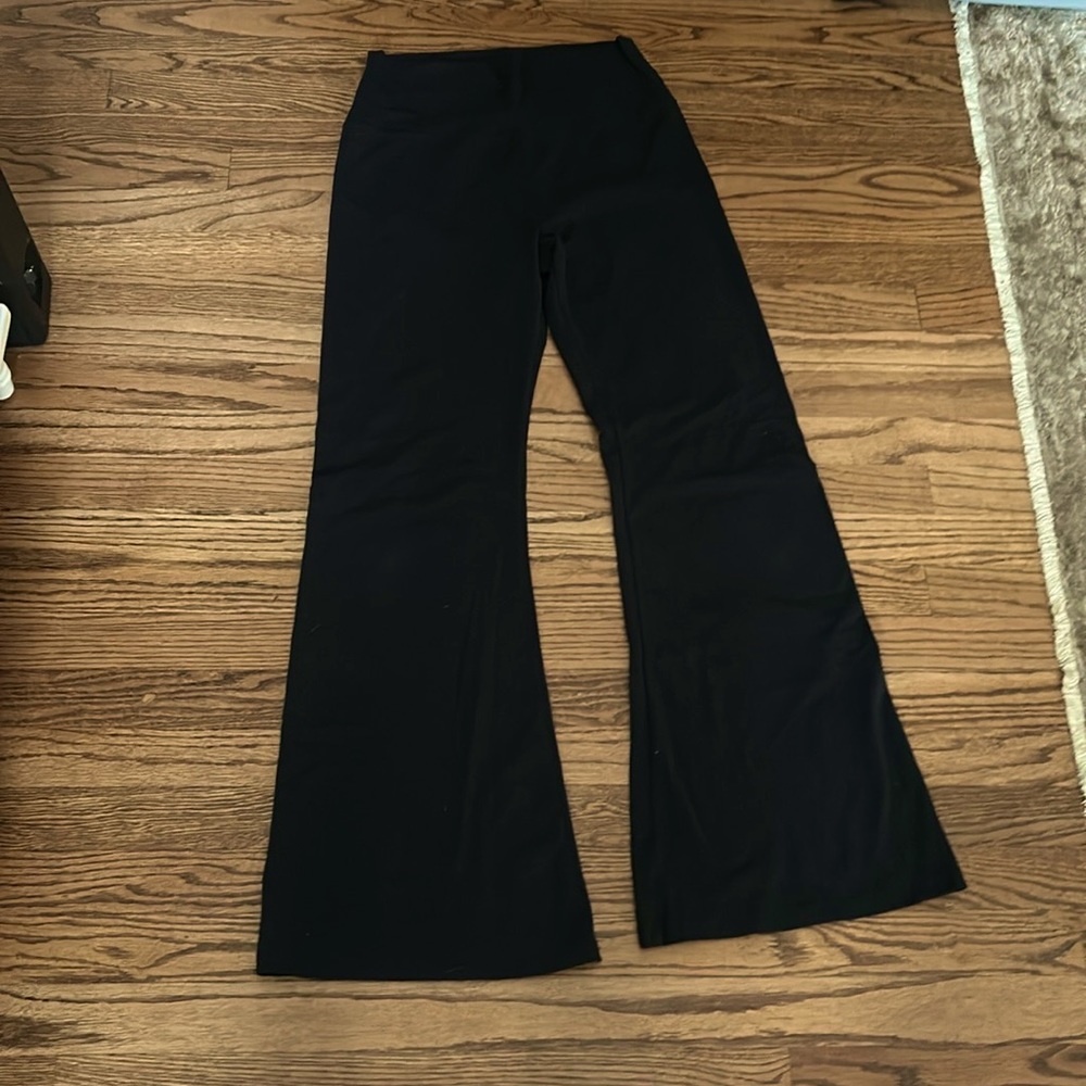 American Eagle Flare Legging